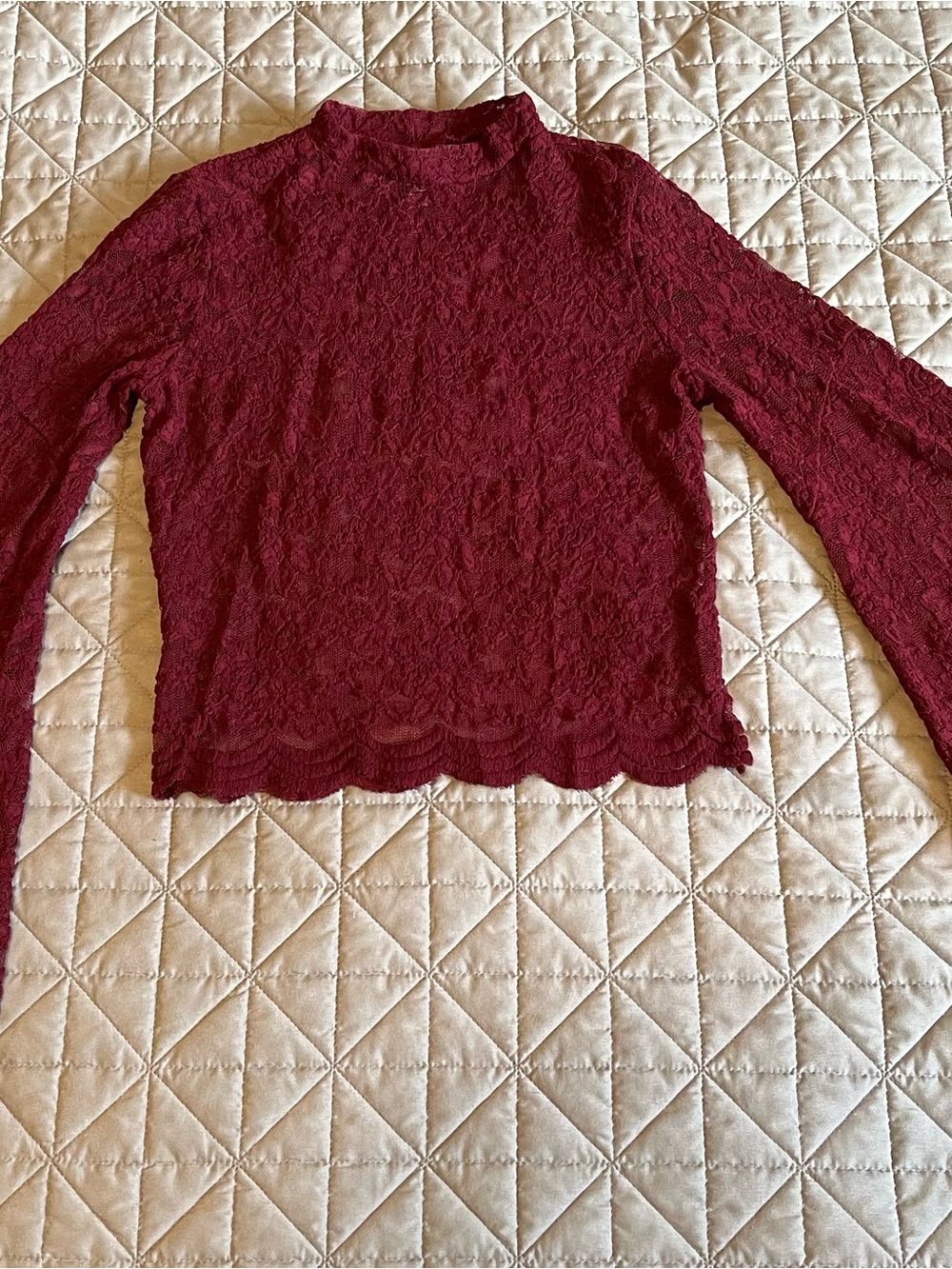 Rue21 Burgundy Lace Bell‑Sleeve Top – Size M